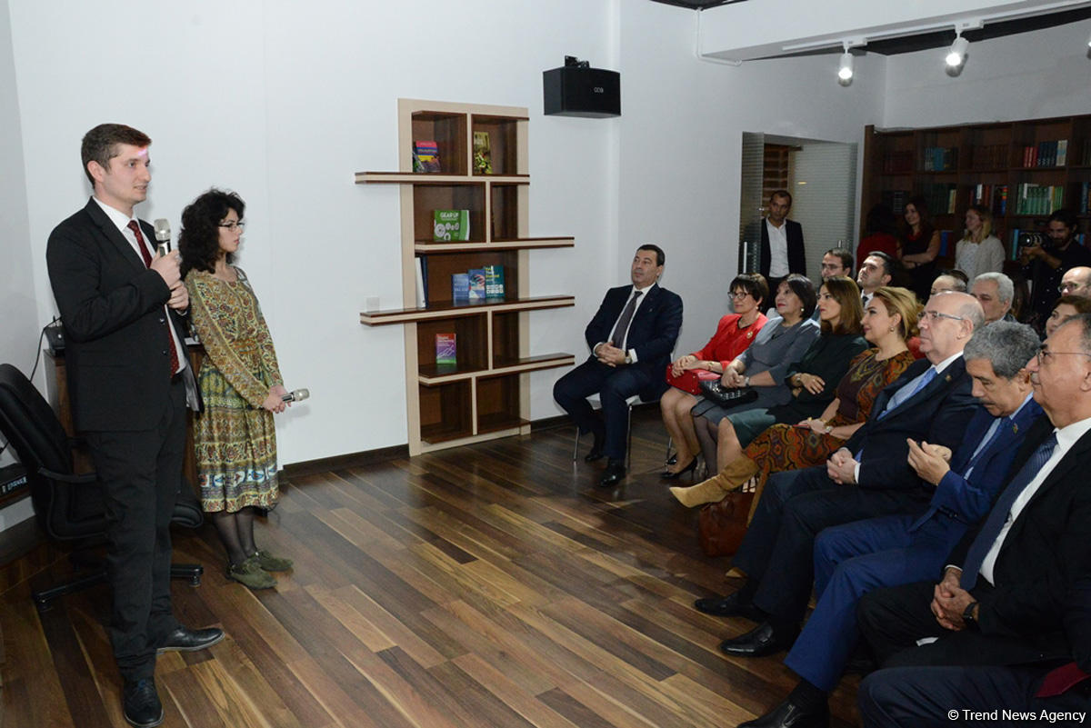 Bakıda Siyasi Psixologiya Mərkəzinin internet saytının təqdimatı keçirilib (FOTO)