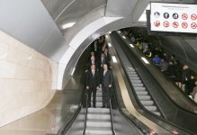 Prezident İlham Əliyev Bakı Metropoliteninin retro vaqonları ilə tanış olub (FOTO) (YENİLƏNİB)