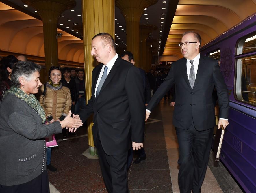 Prezident İlham Əliyev Bakı Metropoliteninin retro vaqonları ilə tanış olub (FOTO) (YENİLƏNİB)