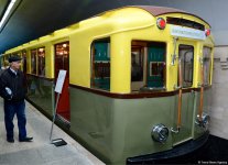 Bakı Metropolitenində retro vaqonlar - FOTOREPORTAJ