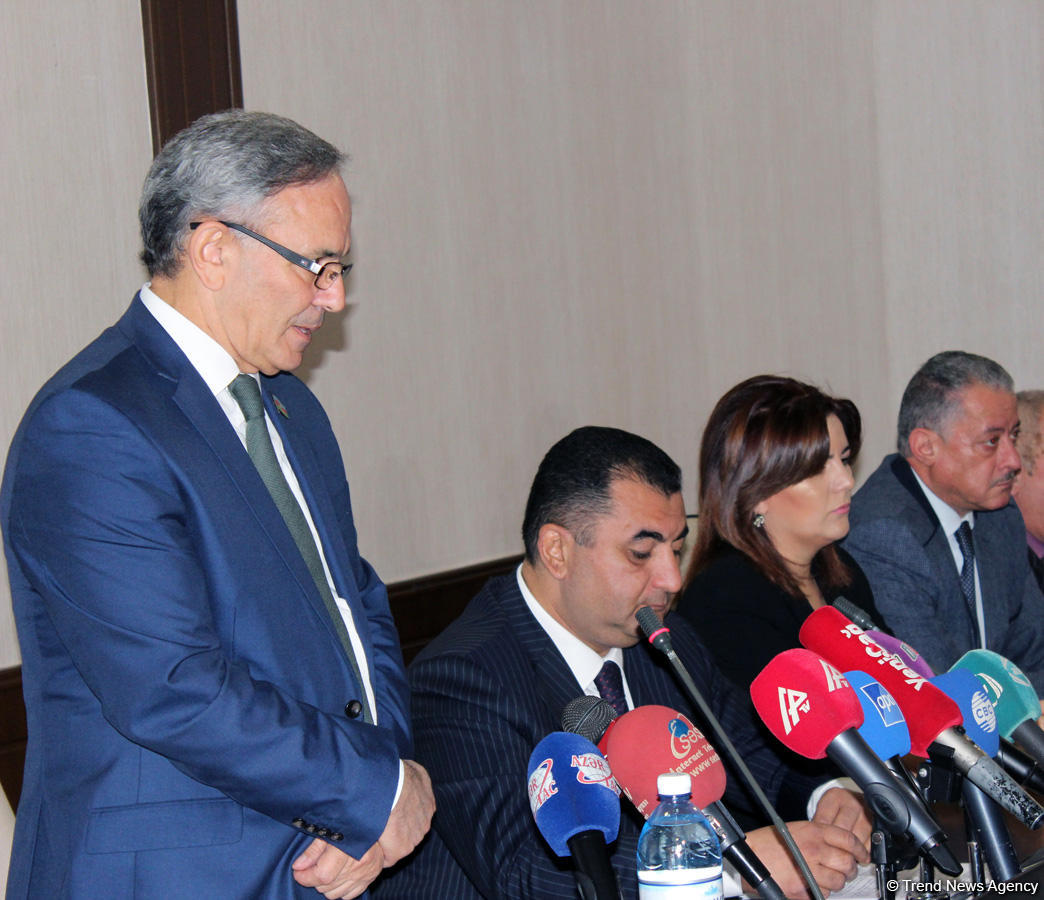 Əflatun Amaşov: Bəzi hallarda kriminal xəbərlər şişirdilir (FOTO)