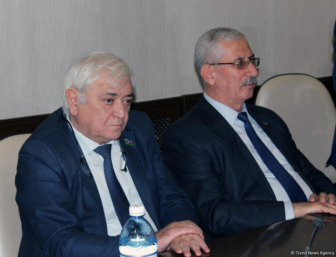 Əflatun Amaşov: Bəzi hallarda kriminal xəbərlər şişirdilir (FOTO)