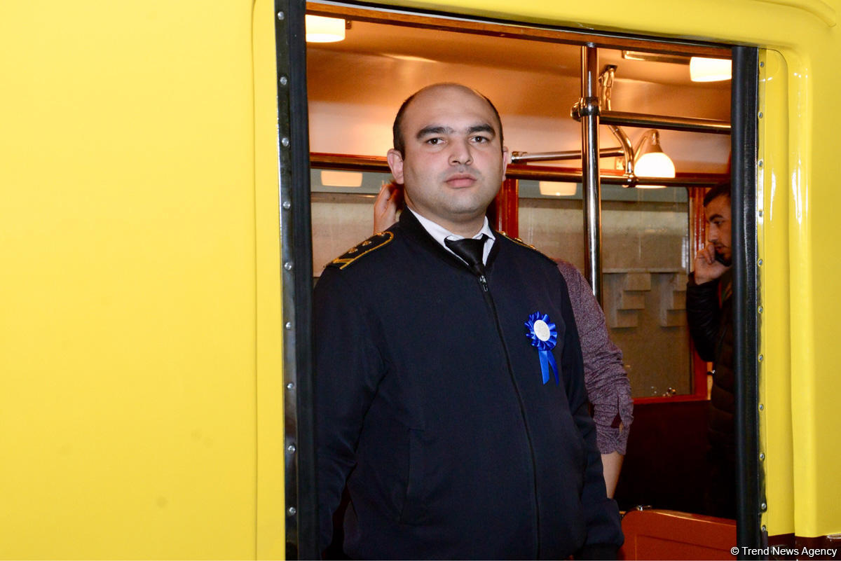 Bakı Metropolitenində retro vaqonlar - FOTOREPORTAJ