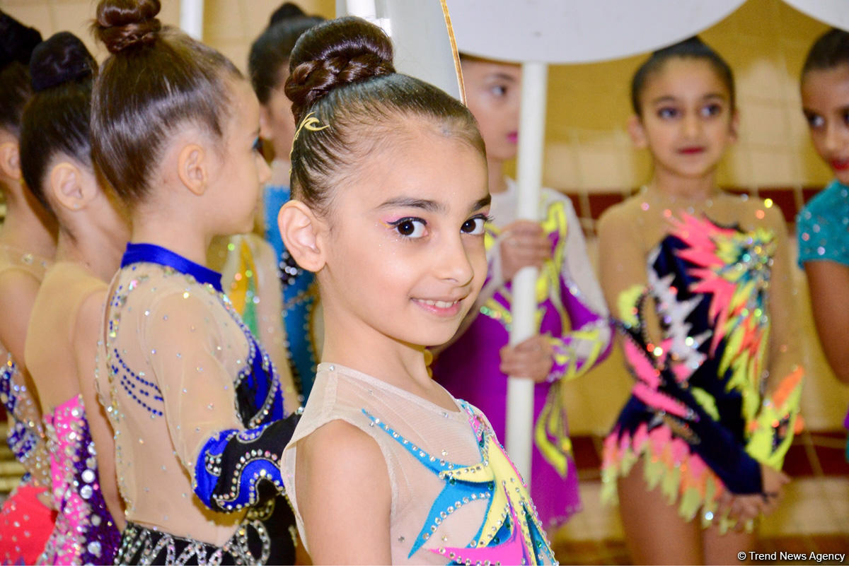 Bədii gimnastika üzrə 2-ci Sumqayıt açıq birinciliyi keçirilir (FOTO)