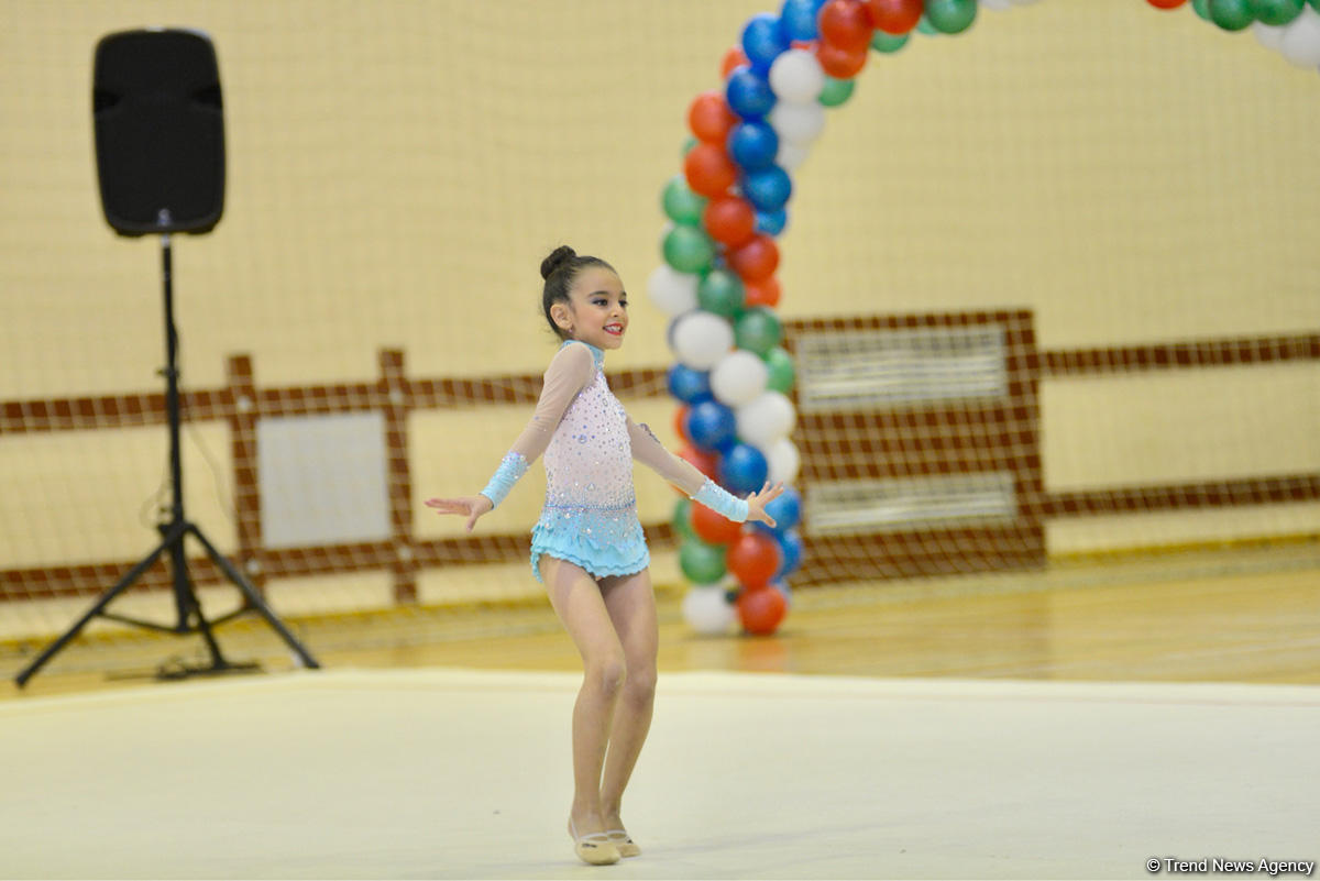 Bədii gimnastika üzrə 2-ci Sumqayıt açıq birinciliyi keçirilir (FOTO)