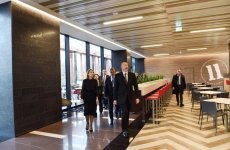 Prezident İlham Əliyev “Gəncə Mall” Ticarət Mərkəzində yaradılan şəraitlə tanış olub (FOTO)