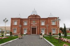 Prezident İlham Əliyev Gəncədə Mirzə Şəfi Vazeh muzeyinin açılışında iştirak edib (FOTO)
