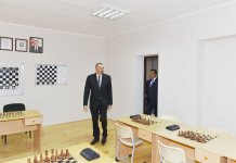 Prezident İlham Əliyev Gəncə şəhər 1 saylı tam orta məktəbdə yenidənqurmadan sonra yaradılan şəraitlə tanış olub (FOTO)