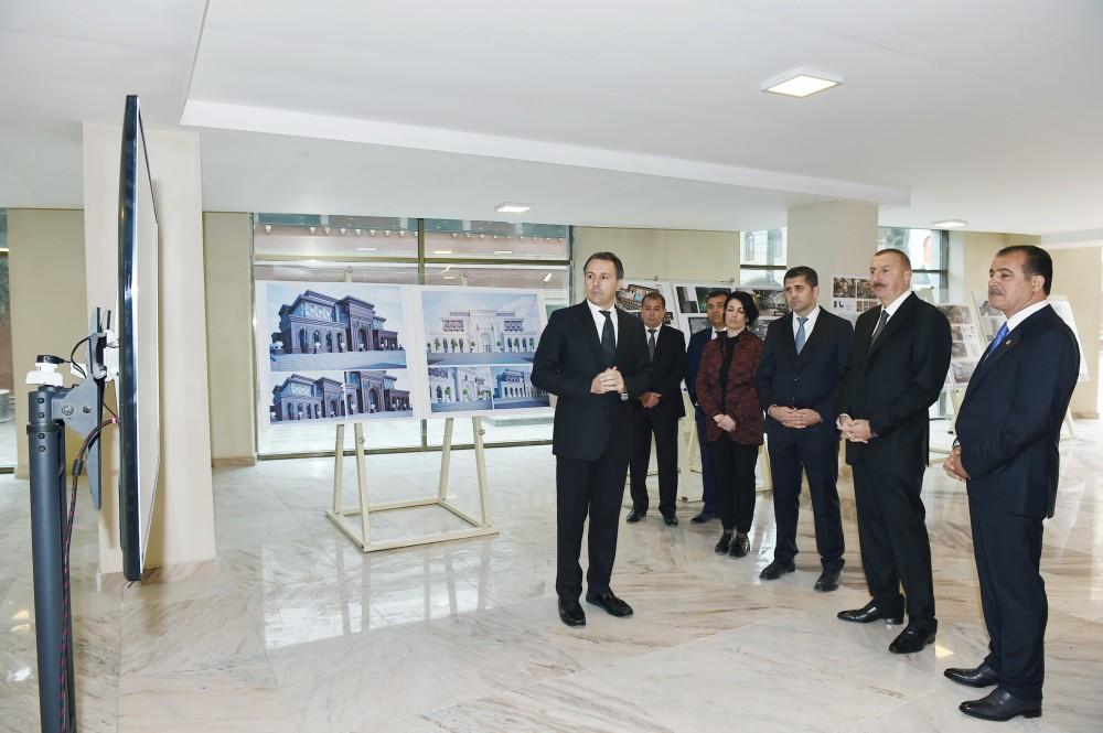 Azərbaycan Prezidenti Gəncədə hotel tikintisi ilə tanış olub (FOTO)