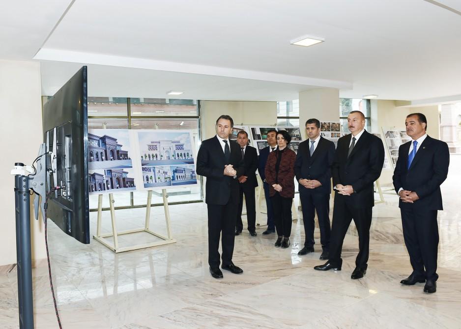 Azərbaycan Prezidenti Gəncədə hotel tikintisi ilə tanış olub (FOTO)