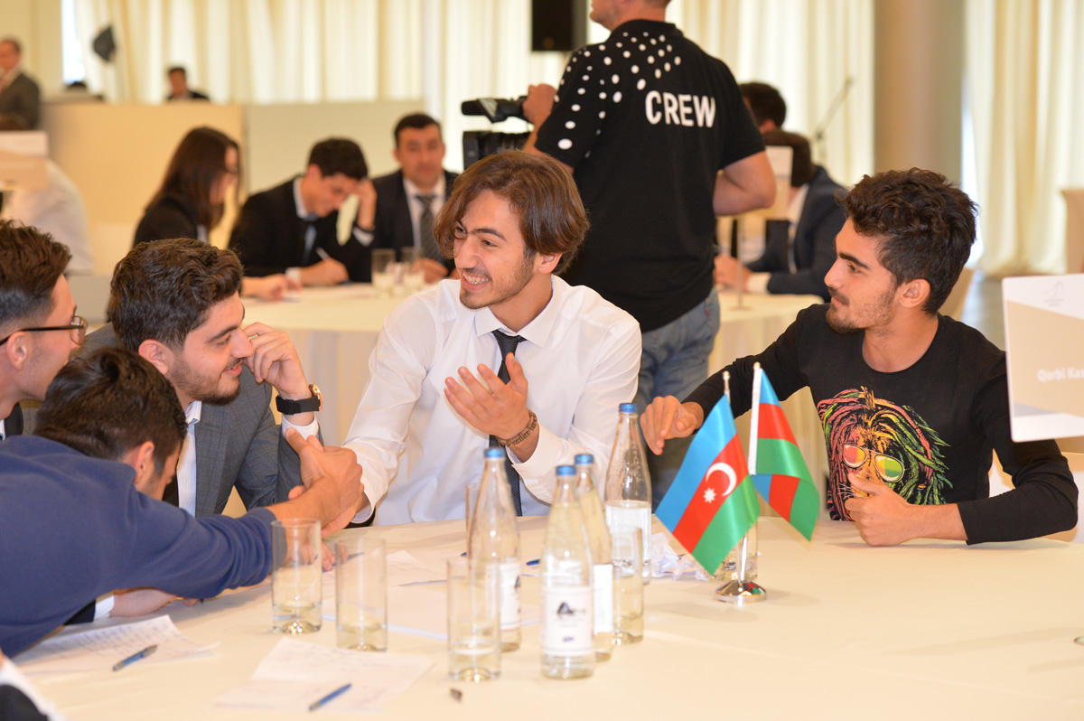 Heydər Əliyev Mərkəzində "Heydər Əliyev və Azərbaycan tarixi" IV ümumrespublika bilik yarışı keçirilib (FOTO)