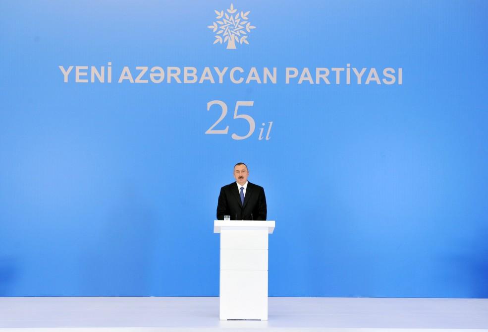 Prezident İlham Əliyev: Azərbaycan üzv olduğu bütün təşkilatlara könüllü şəkildə daxil olub və könüllü şəkildə də çıxa bilər
