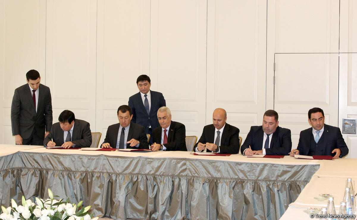 BTQ ilə daşımaların tarifi azaldılıb - 2018-ci il üçün (FOTO)
