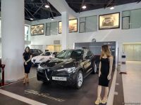 Bakıda "Alfa Romeo"nun ilk SUV modeli təqdim edildi (FOTO)