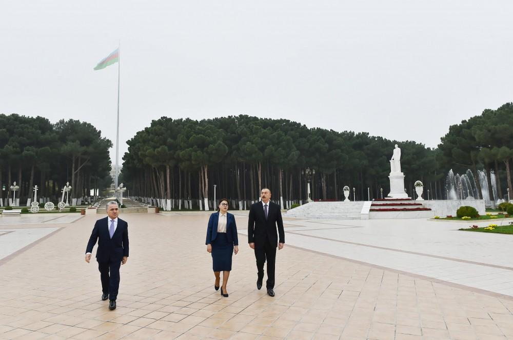 Prezident İlham Əliyev Abşeron rayonuna gəlib (FOTO)