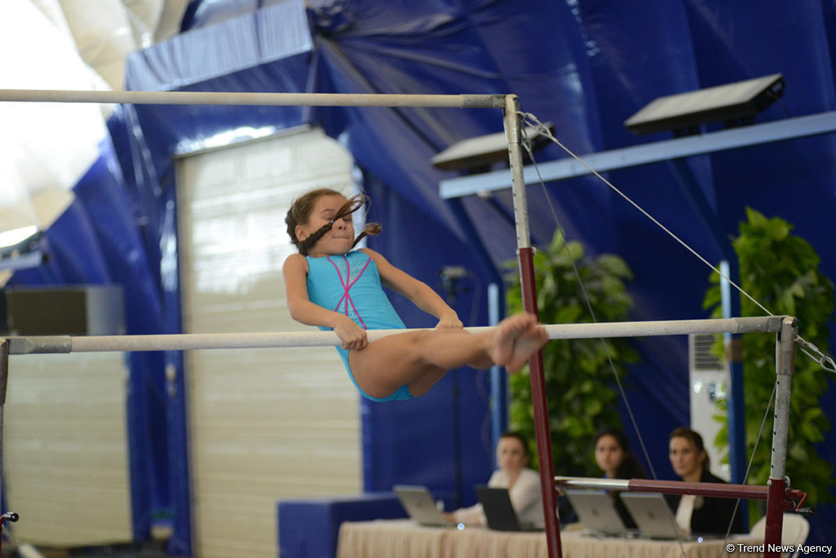 İdman və akrobatika gimnastikası üzrə Azərbaycan çempionatının ikinci günü başlayıb (FOTO)