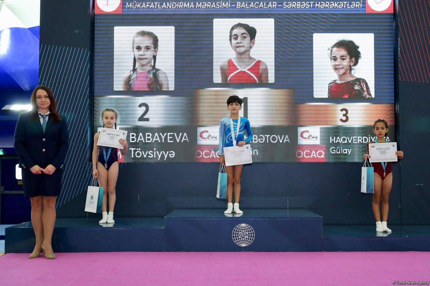 İdman və akrobatika gimnastikası üzrə Azərbaycan çempionatlarının ikinci günün qalibləri mükafatlandırılıb (FOTO)