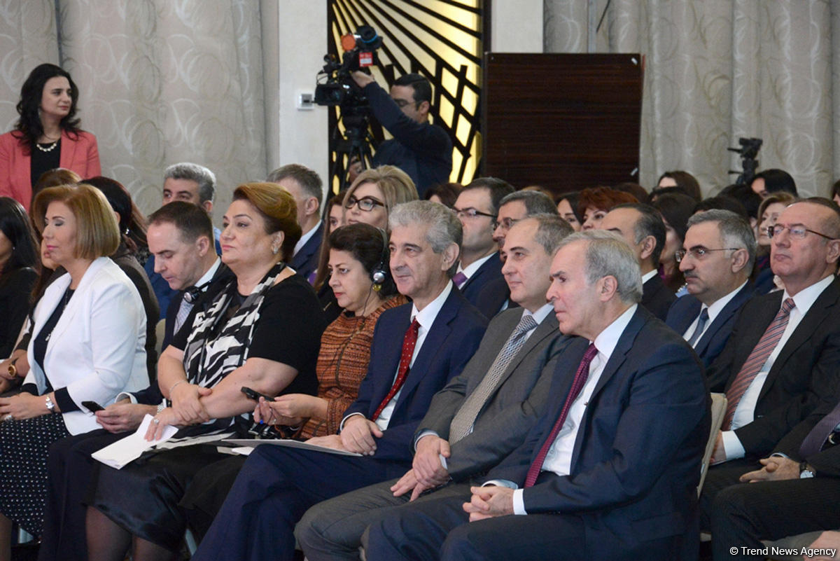 Bakıda Azərbaycan Uşaqlarının IV Ümumrespublika Forumu keçirilir (FOTO)