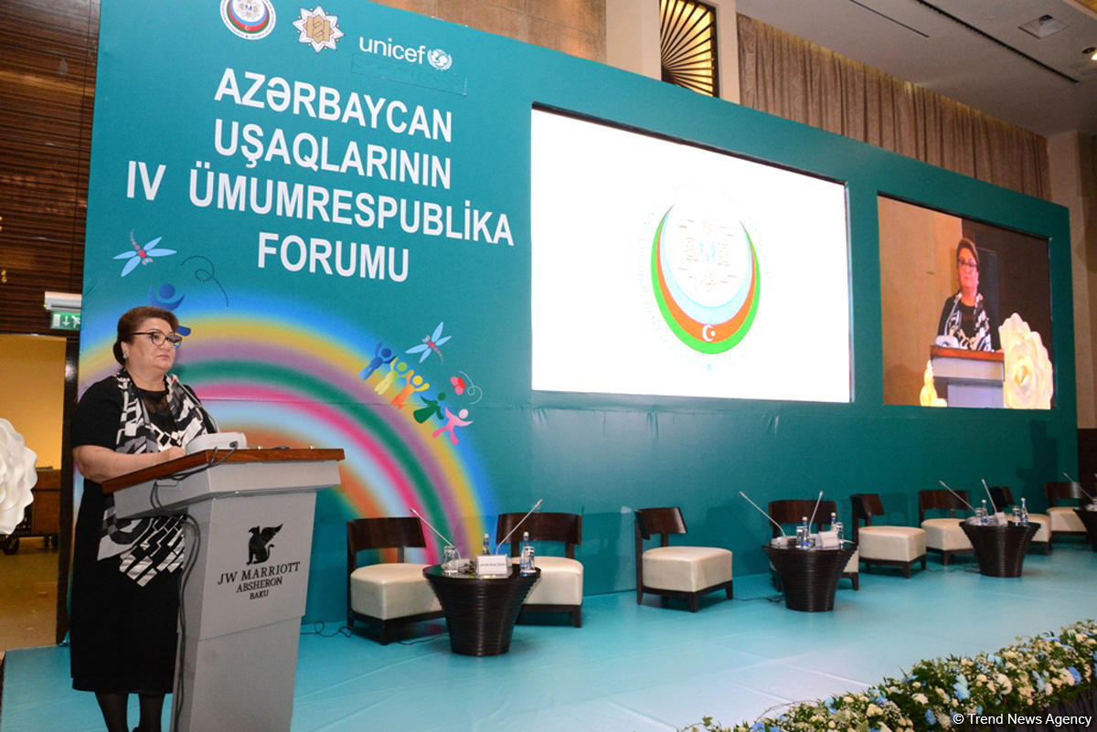 Bakıda Azərbaycan Uşaqlarının IV Ümumrespublika Forumu keçirilir (FOTO)