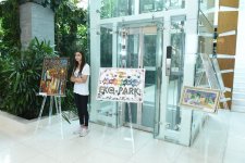 Leyla Əliyeva "Ekoloji problemlər və onların həlli yolları tələbələrin gözü ilə" sərgisinin açılışında iştirak edib (YENİLƏNİB) (FOTO)