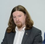 “Baku Network” ekspert şurası ölkələrin daxili siyasətində "ideoloji müharibə"nin əhəmiyyətini müzakirə edib (FOTO)