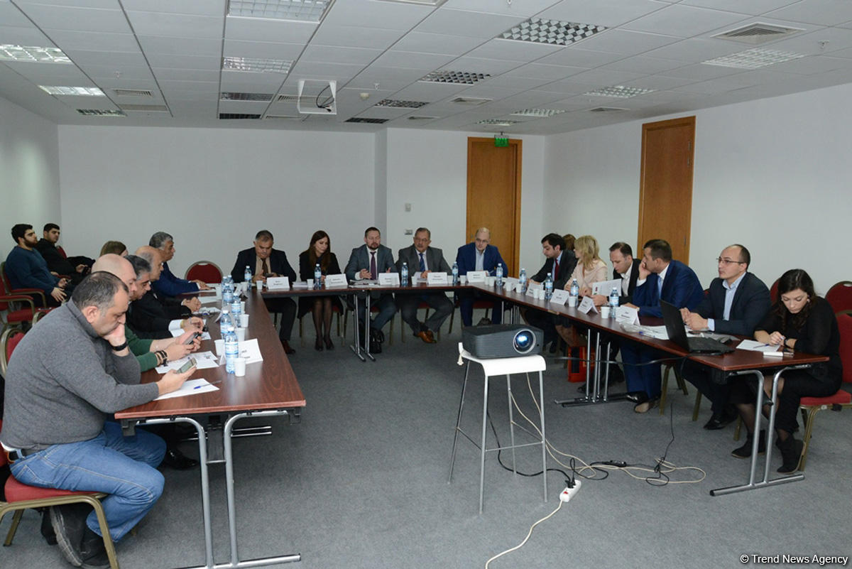 “Baku Network” ekspert şurası ölkələrin daxili siyasətində "ideoloji müharibə"nin əhəmiyyətini müzakirə edib (FOTO)
