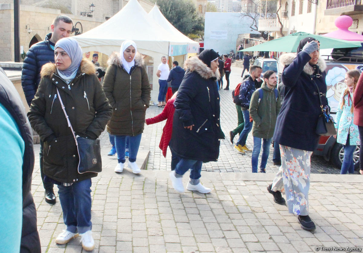 "Sweet November" Bakı yemək festivalı başlayıb (FOTO)