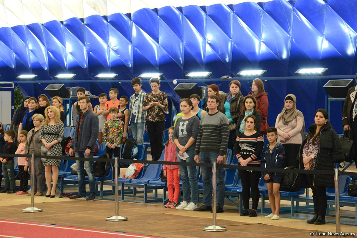 4 gimnastika növü üzrə Azərbaycan çempionatı və Bakı birinciliyi keçirilir (FOTO)