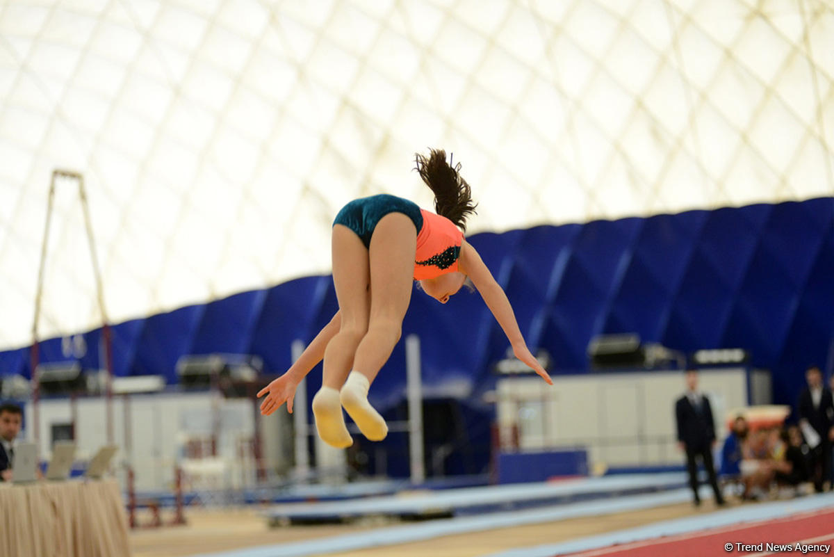 4 gimnastika növü üzrə Azərbaycan çempionatı və Bakı birinciliyi keçirilir (FOTO)