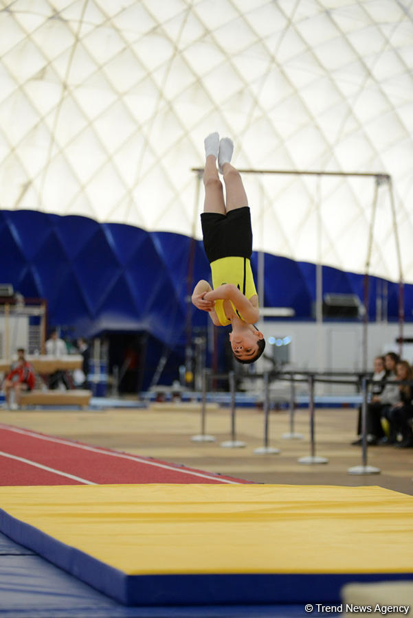 4 gimnastika növü üzrə Azərbaycan çempionatı və Bakı birinciliyi keçirilir (FOTO)
