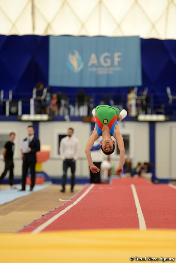 4 gimnastika növü üzrə Azərbaycan çempionatı və Bakı birinciliyi keçirilir (FOTO)