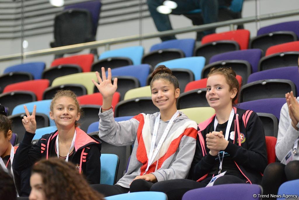 4 gimnastika növü üzrə Azərbaycan çempionatı və Bakı birinciliyinin üçüncü günü start götürüb (FOTO)