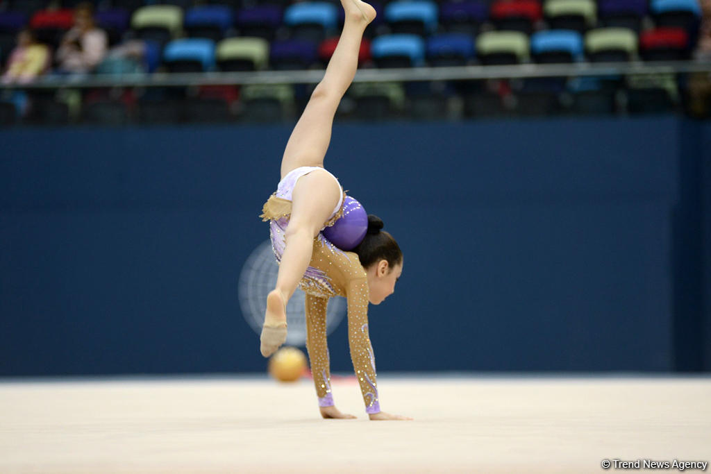 4 gimnastika növü üzrə Azərbaycan çempionatı və Bakı birinciliyinin üçüncü günü start götürüb (FOTO)
