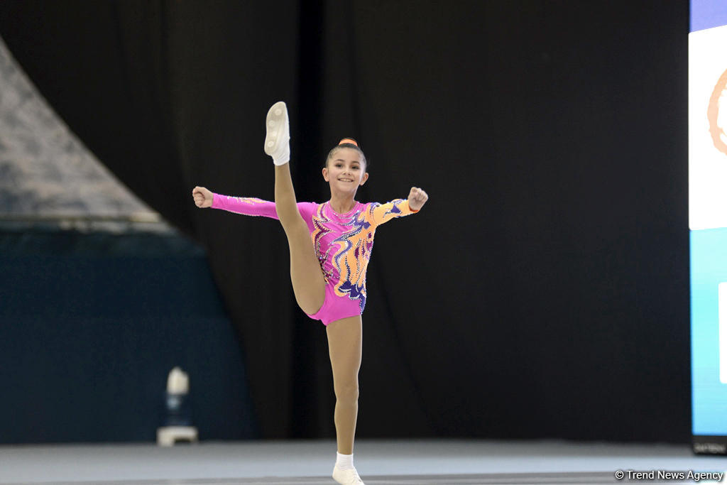 4 gimnastika növü üzrə Azərbaycan çempionatı və Bakı birinciliyinin üçüncü günü start götürüb (FOTO)