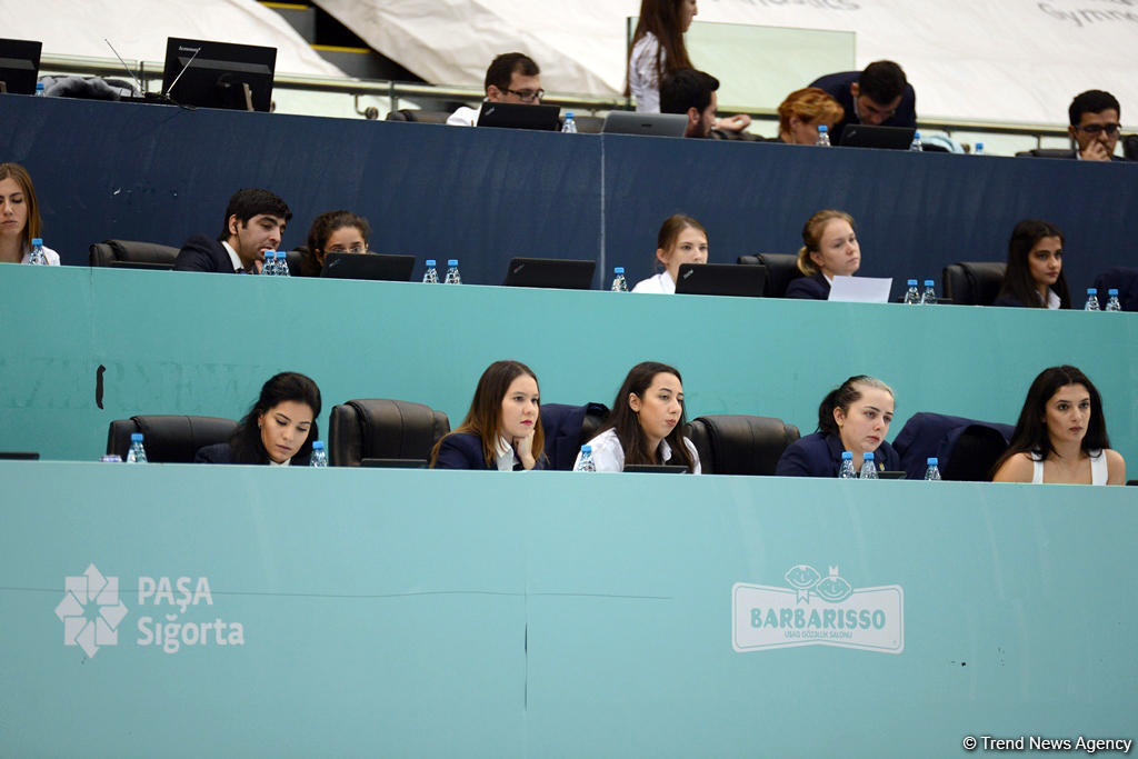 4 gimnastika növü üzrə Azərbaycan çempionatı və Bakı birinciliyinin üçüncü günü start götürüb (FOTO)