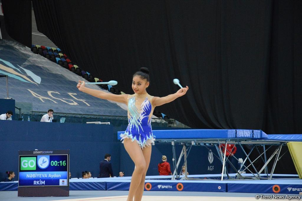 4 gimnastika növü üzrə Azərbaycan çempionatı və Bakı birinciliyinin sonuncu gününə start götürüb (FOTO)