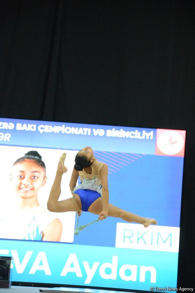 4 gimnastika növü üzrə Azərbaycan çempionatı və Bakı birinciliyinin sonuncu gününə start götürüb (FOTO)