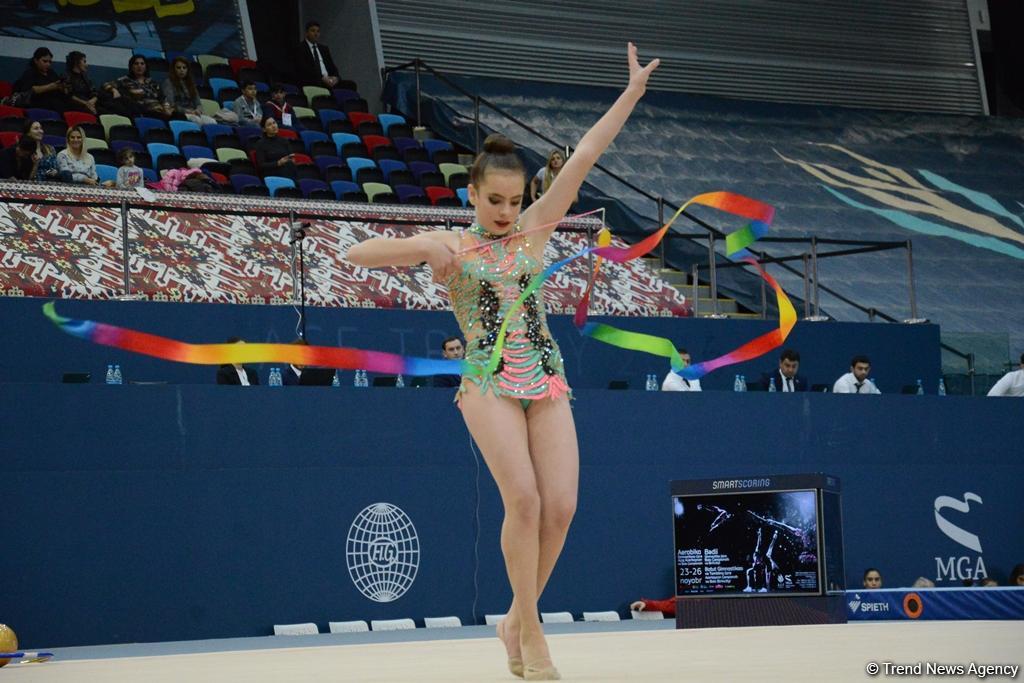 4 gimnastika növü üzrə Azərbaycan çempionatı və Bakı birinciliyinin sonuncu gününə start götürüb (FOTO)