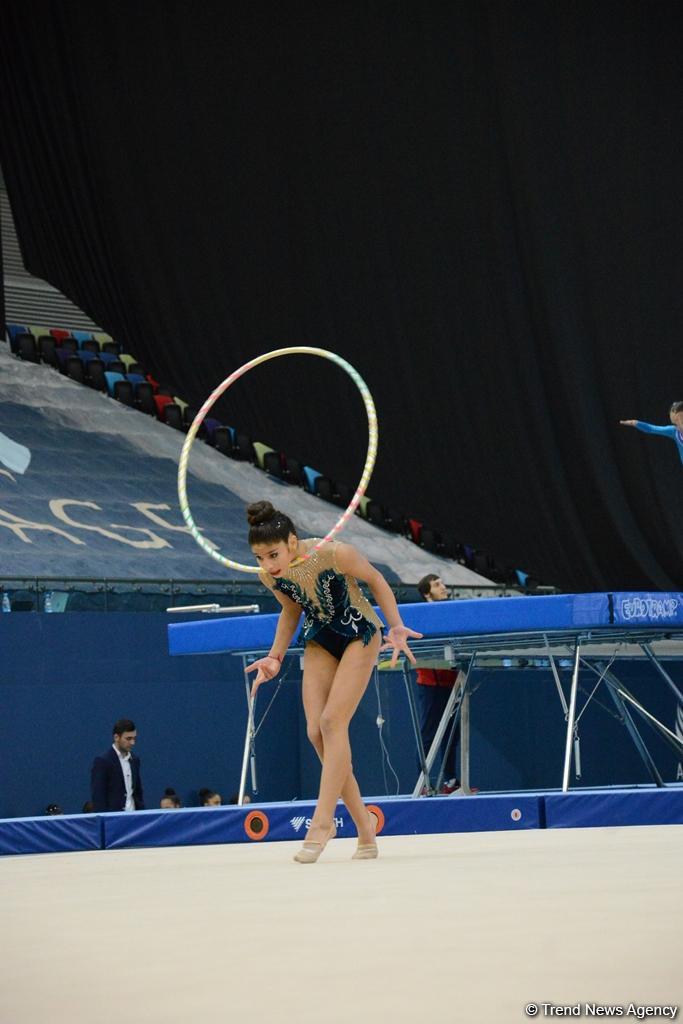 4 gimnastika növü üzrə Azərbaycan çempionatı və Bakı birinciliyinin sonuncu gününə start götürüb (FOTO)