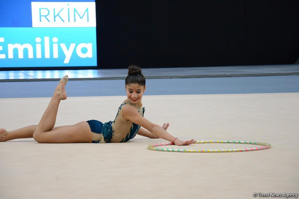 4 gimnastika növü üzrə Azərbaycan çempionatı və Bakı birinciliyinin sonuncu gününə start götürüb (FOTO)