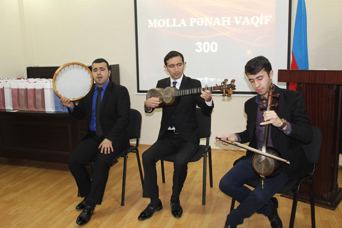 Molla Pənah Vaqifə həsr olunmuş müsabiqə qalibləri mükafatlandırılıb (FOTO)