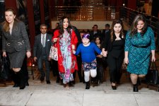 Leyla Əliyeva Moskvada "Pəncərədən düşən işıq" sənədli filminin təqdimatında iştirak edib (FOTO)