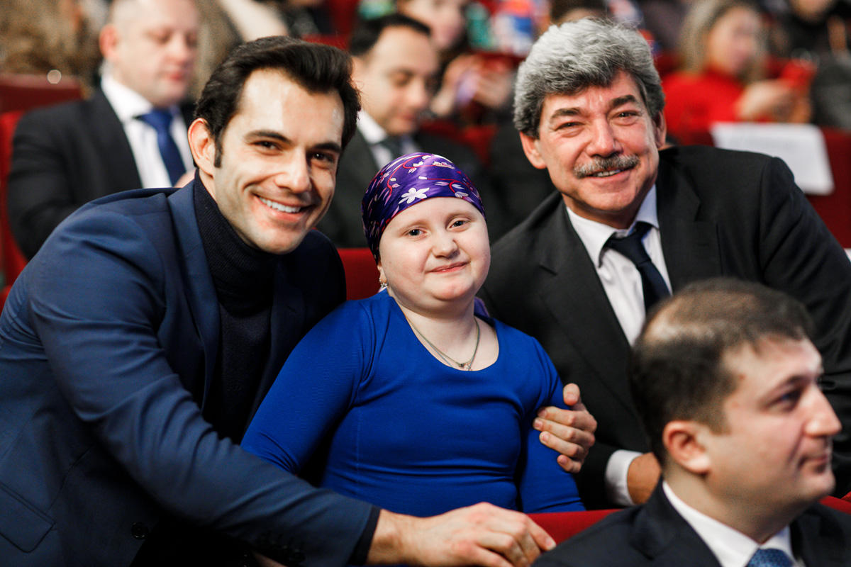 Leyla Əliyeva Moskvada "Pəncərədən düşən işıq" sənədli filminin təqdimatında iştirak edib (FOTO)