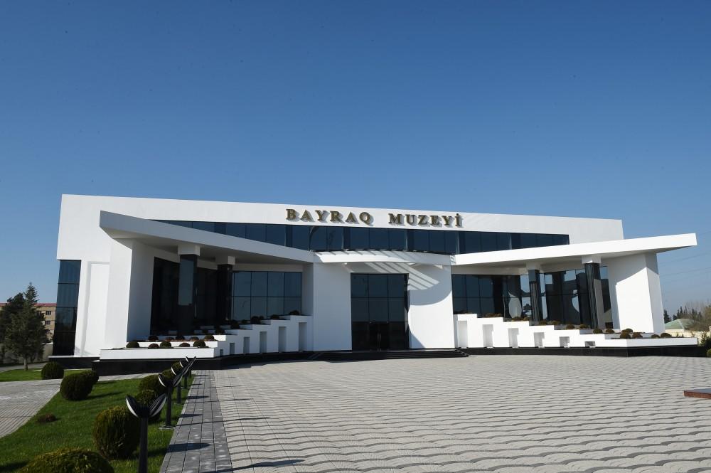 Azərbaycan Prezidenti Sabirabadda Bayraq Muzeyinin açılışında iştirak edib (FOTO)