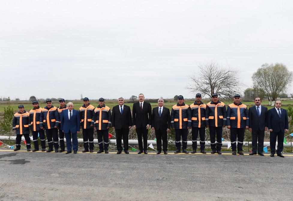 İlham Əliyev yenidən qurulan Suqovuşan-Həşimxanlı avtomobil yolunun açılışında iştirak edib (FOTO)