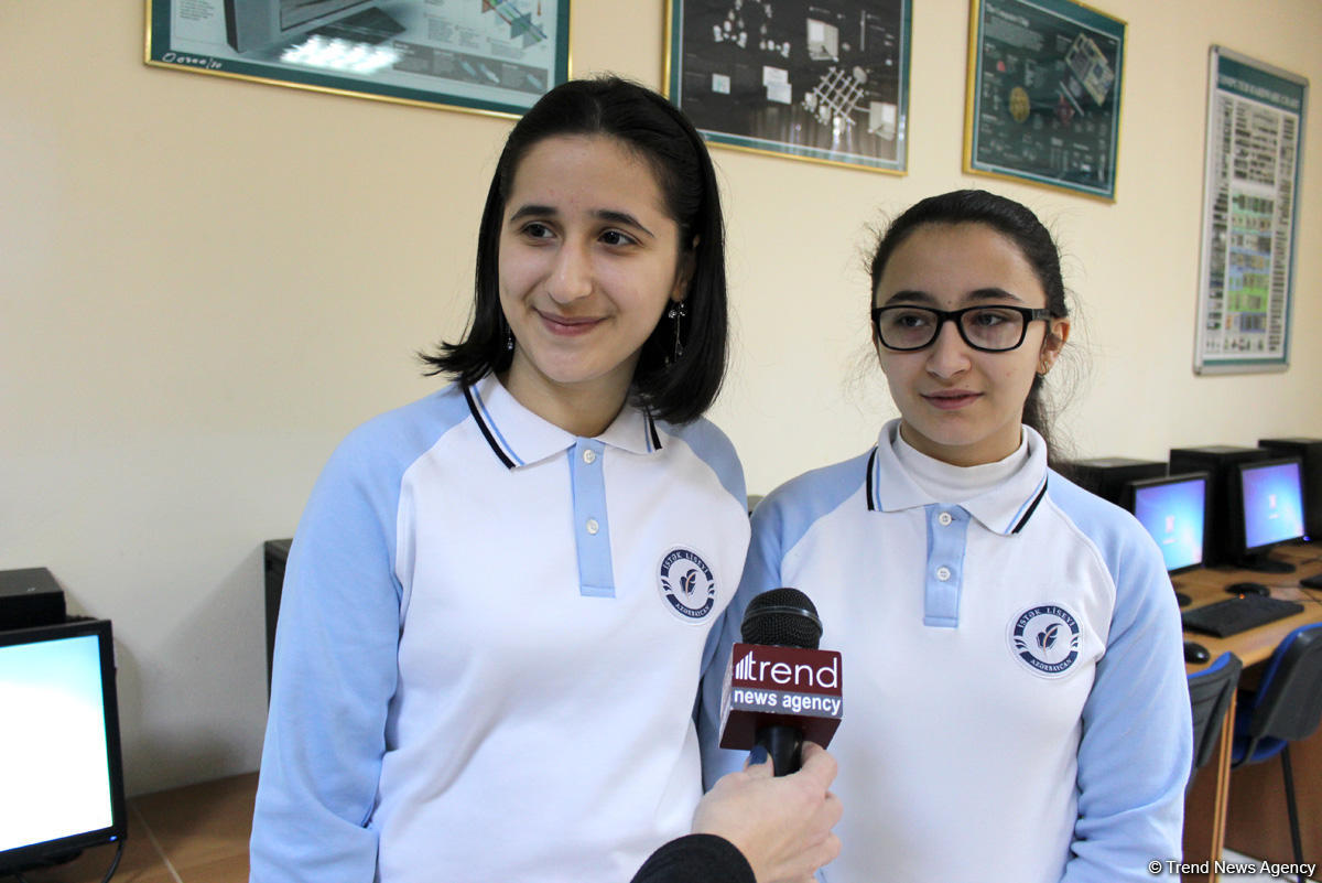 Azərbaycanın gənc ixtiraçıları: Bizim layihəmiz Azərbaycanın dünyaya növbəti töhfəsidir (FOTO/VİDEO)