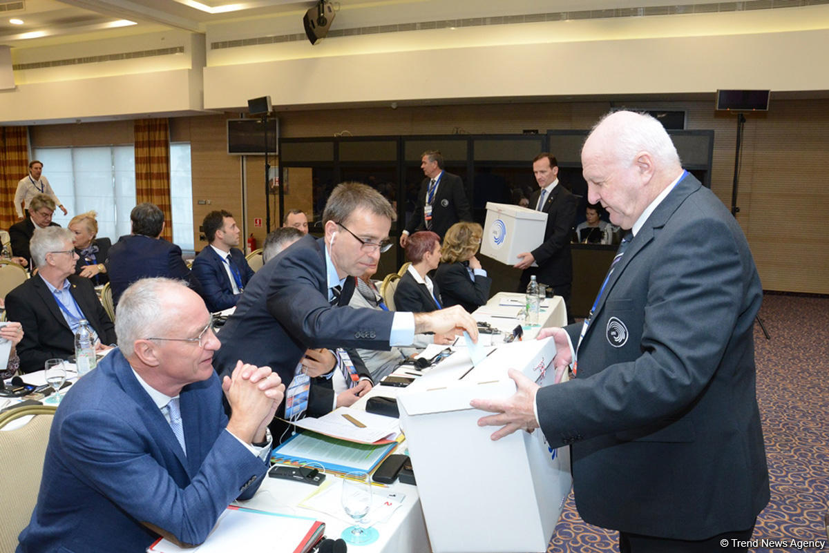 AGF baş katibi Fərid Qayıbov Avropa Gimnastika İttifaqının prezidenti seçilib (FOTO) (YENİLƏNİB)