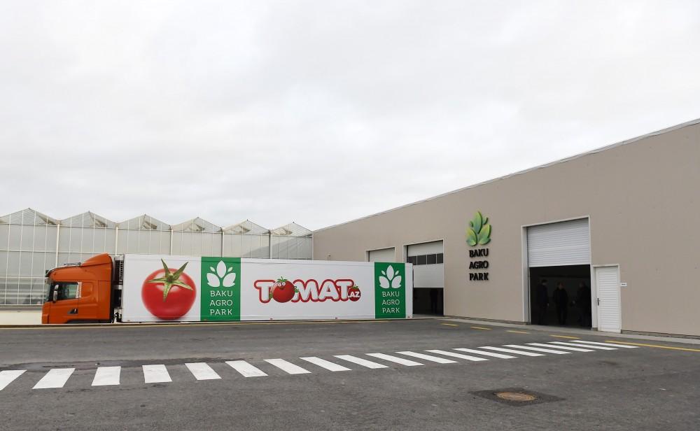 Prezident İlham Əliyev Zirə qəsəbəsində “BAKU AGROPARK”da görülən işlərlə tanış olub (FOTO) (YENİLƏNİB-2)
