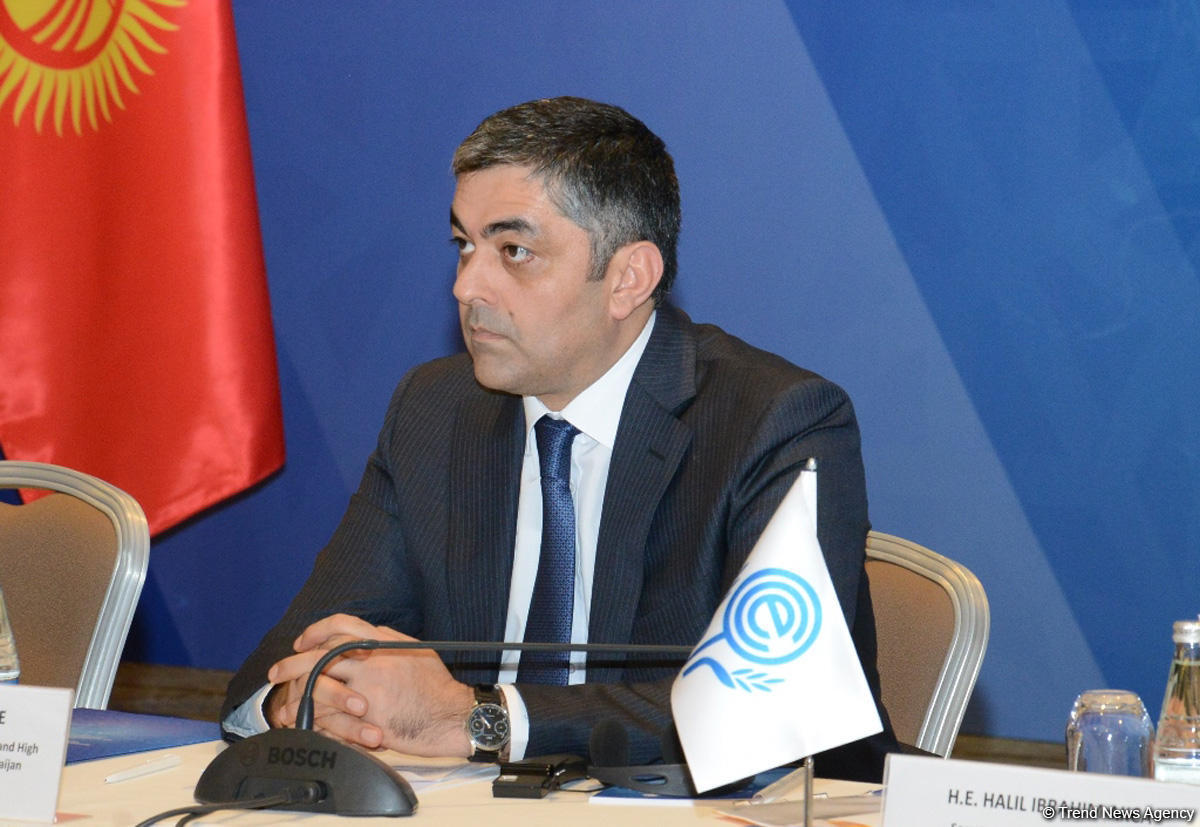 Bakıda İƏT-ə üzv ölkələrin informasiya və kommunikasiya texnologiyaları nazirlərinin toplantısı keçirilib (FOTO)