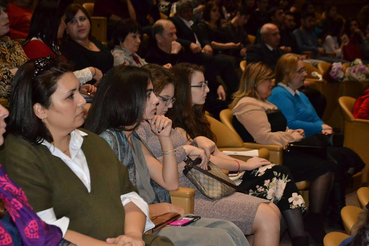 Beynəlxalq Muğam Mərkəzində "Klassik musiqi axşamı" adlı konsert keçirilib (FOTO)